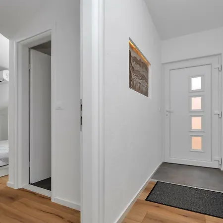 Sukara Apartamento Makarska