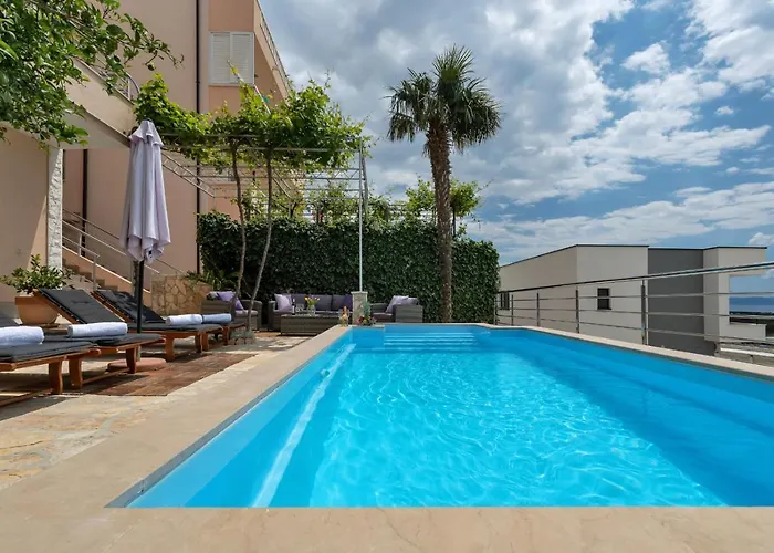 Sukara דירה מאקרסקה