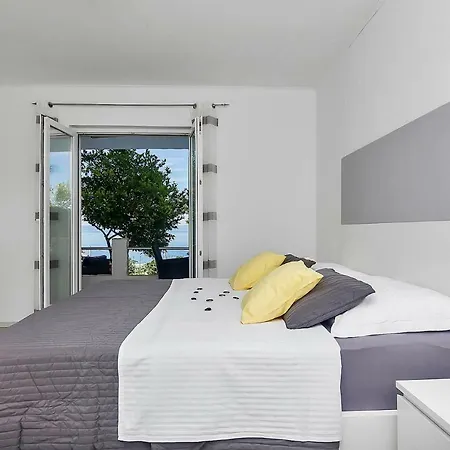 Apartment Sukara Makarska