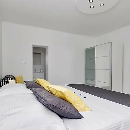 Apartment Sukara Makarska